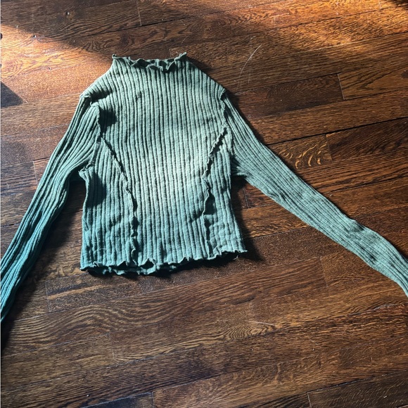 Sage green sweater top - Picture 3 of 5